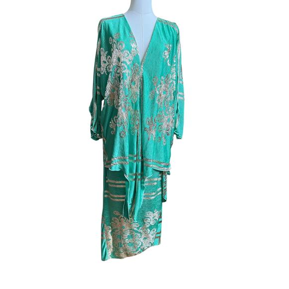 My Story Paris Set Top and Skirt in Green with Metallic Open Long Sleeves Size L - Picture 5 of 16